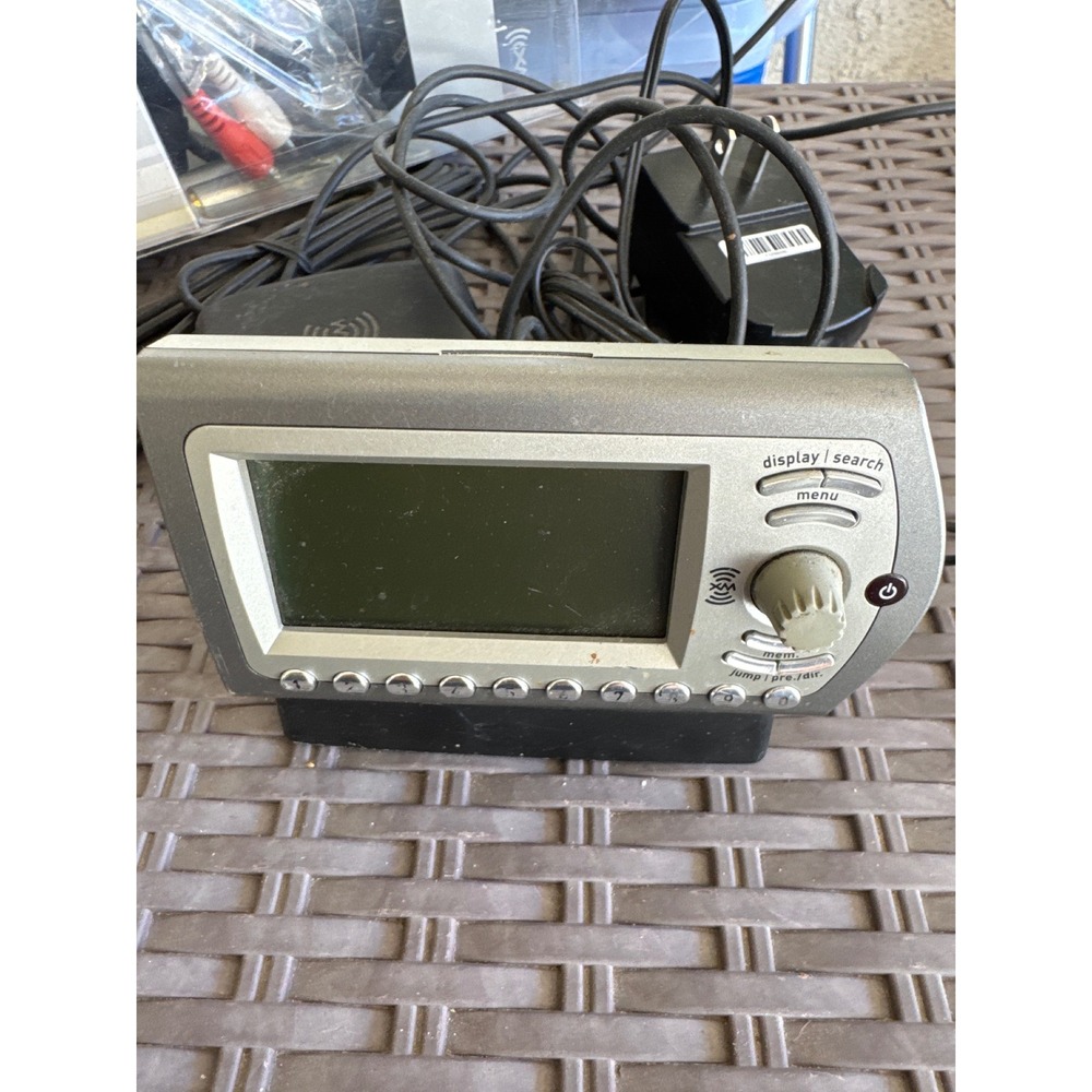 Audiovox Xpress XM Satellite Radio Receiver 136-4773 with Home Docking Kit +